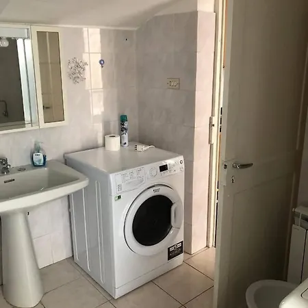 Alberto'S Flat In Centro 008055-Lt-1600 Appartement San Remo